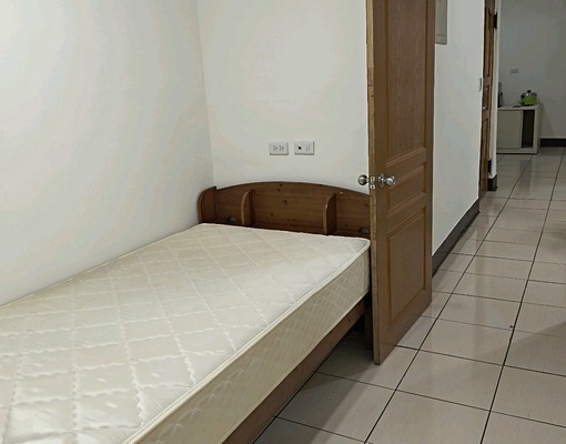 八德街優質4F公寓（房東自租房仲勿擾）（請看介紹） - Image 7