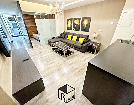 降價💥極新正一房一廳💥秒殺案可租補獨洗曬✅大面系統櫃 - Image 1