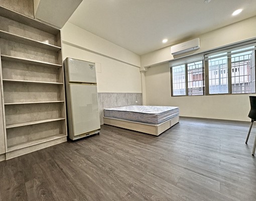 近潭雅神綠園道💖台電帳單大間公寓套房💖可租補🌟系統櫃 - Image 2