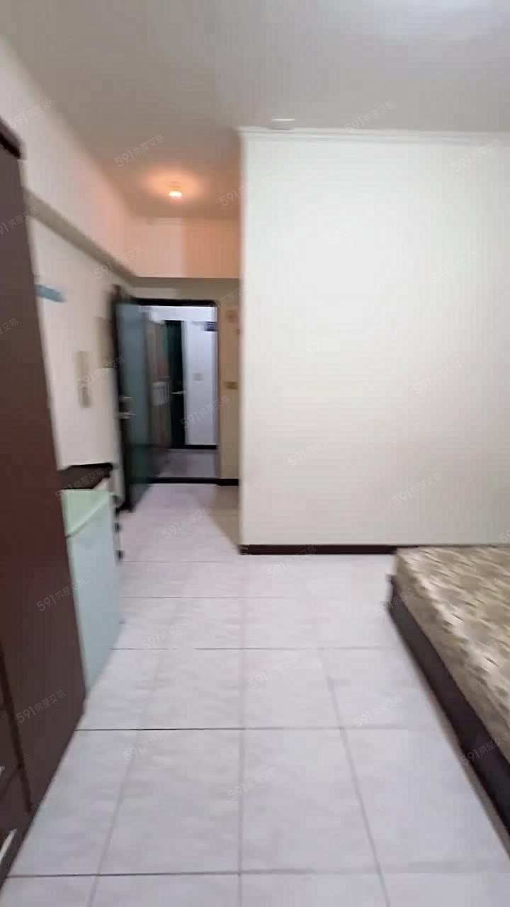 A+✨舒適✨乾淨✨真秒殺⭐租補戶籍都來⭐台水電特惠急出租~~ - Image 1