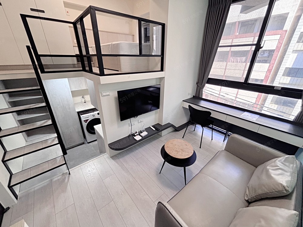 11.0坪❤一年起租/臺灣大道五段/採光 - Image 1