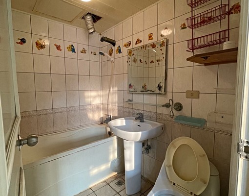 近瑞隆商圈四房兩廳兩衛兩陽台生活機能優渥 - Image 8