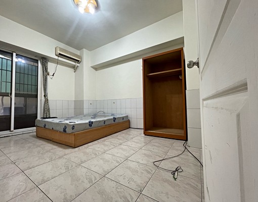 近瑞隆商圈四房兩廳兩衛兩陽台生活機能優渥 - Image 12