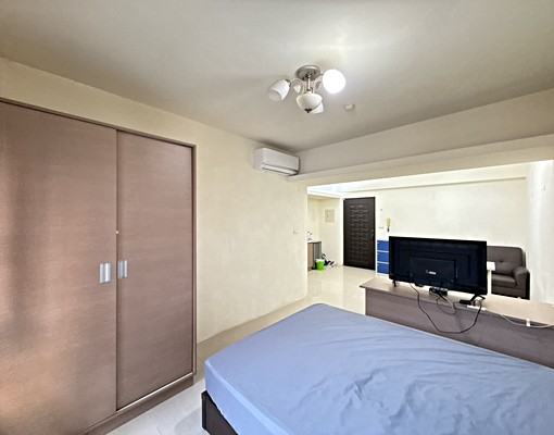 河南路獨立門牌電梯大套房&一房一廳台水台電另可承租車位 - Image 6