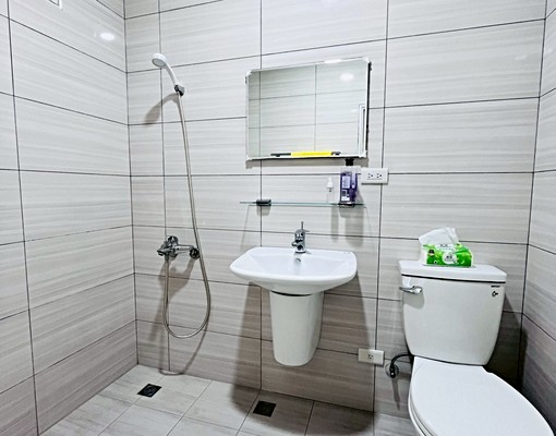 三重🚇免爬梯🏠可工作室✅租補戶籍❤️地下室/空間寬敞 - Image 4