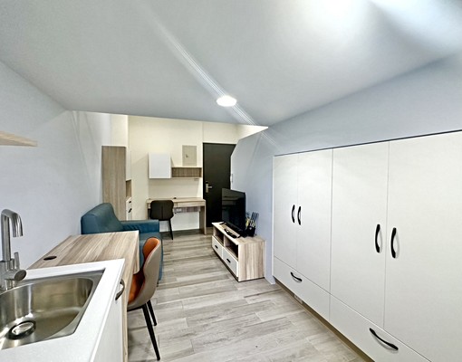 東海樓中樓|電梯套房|可租補|獨洗曬陽台 - Image 3