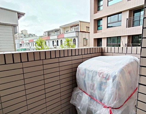 全新二房首租（含車位、家電傢俱） - Image 2