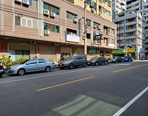 可租屋補助🌞宜居宜店/高cp🌞正15米新生路~三房+平車 - Image 1