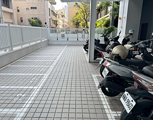 高醫後驛全新未住2+1房平車 - Image 14