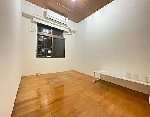 <甚麼都可>低總社區電梯溫馨４房車含管✨中信翔翔✨ - Image 8