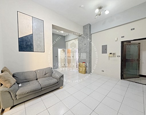 可入籍租補💛近武陵愛買雙陽台大三房含管理費 - Image 2