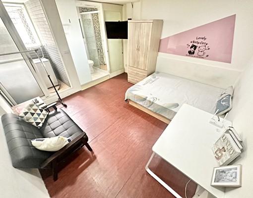 走路一中街🔥可寵物✨雙租補✨陽台獨洗曬✨一層兩戶✨衛浴開窗 - Image 1