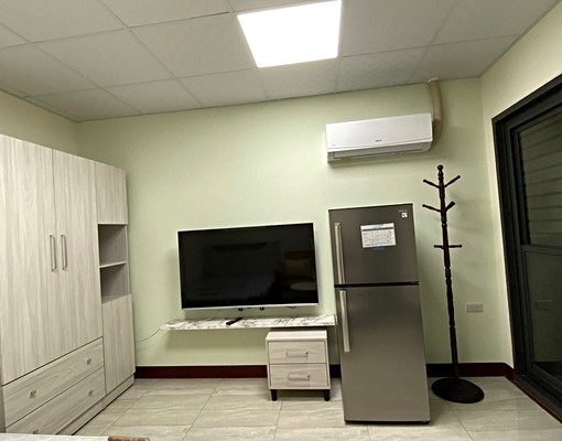 公園正對面,電梯套房,可租補(免仲介費) - Image 5