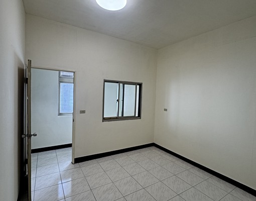 土城青雲路近德霖.免仲.可租補 - Image 2