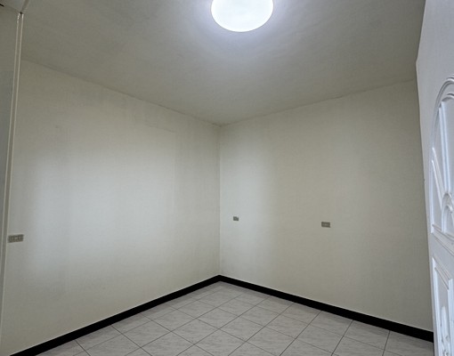 土城青雲路近德霖.免仲.可租補 - Image 3