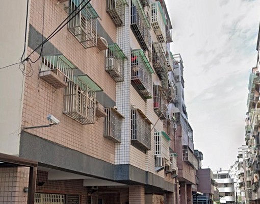 潭子國中旁/巷內電梯華廈精明裝潢三房含車位/可租補 - Image 2