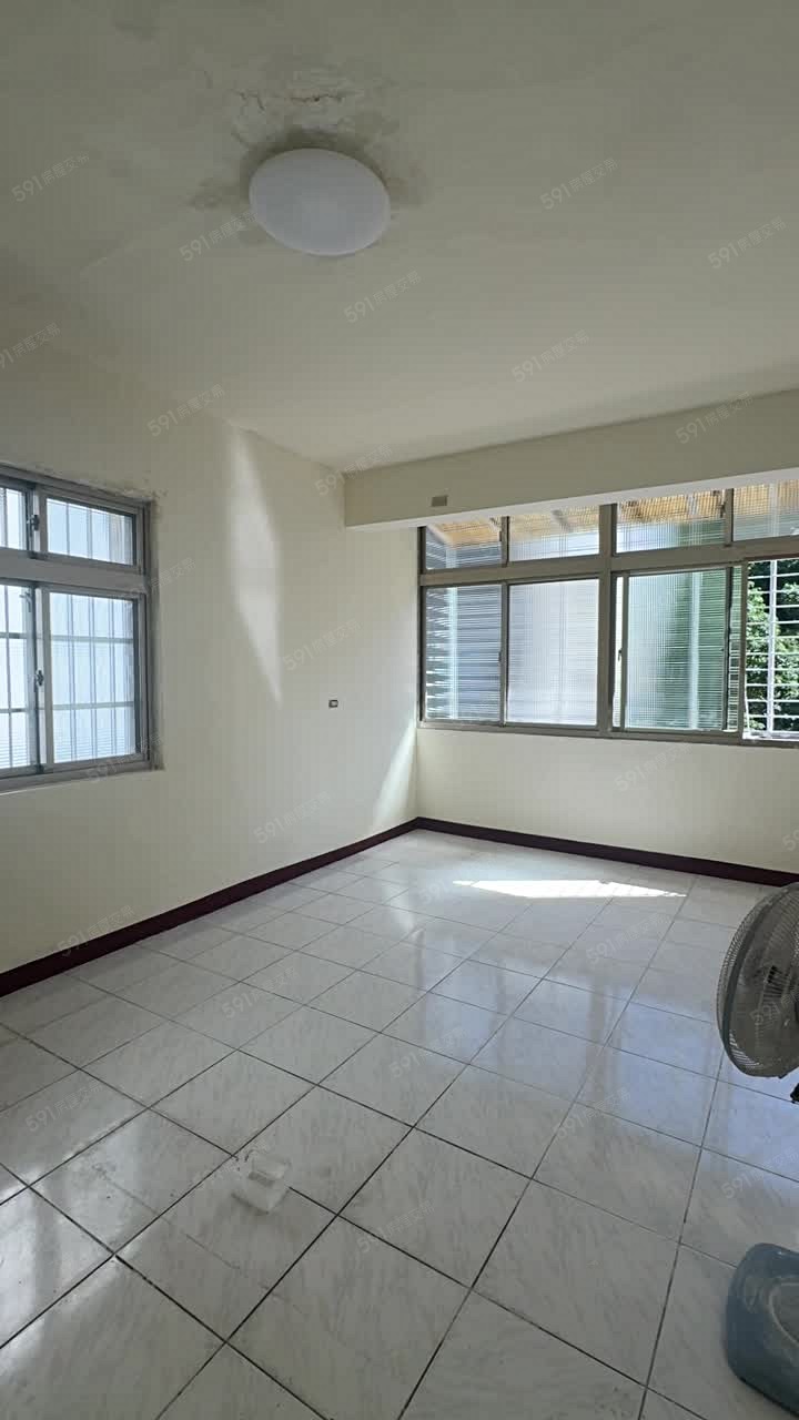 土城青雲路近德霖.免仲.可租補 - Image 1