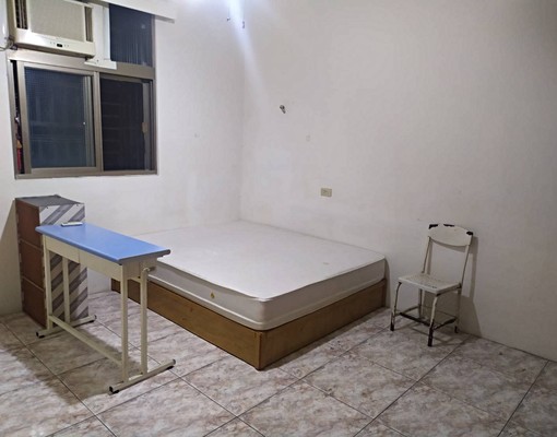 幸福商圈分租雅房5200元(含水電瓦斯)/限女性禁菸 - Image 1