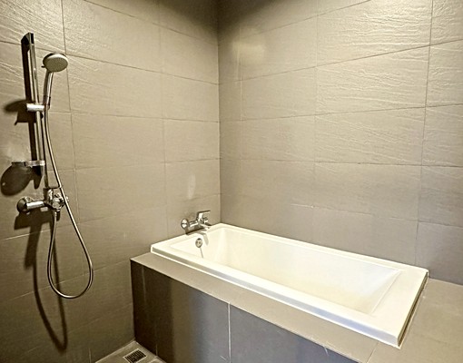 TO｜青埔聯上世界｜頂樓景觀大三房雙車位 - Image 10