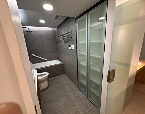 近捷運忠孝復興︱精美裝潢︱鬧中取靜︱一卡皮箱即可入住 - Image 7