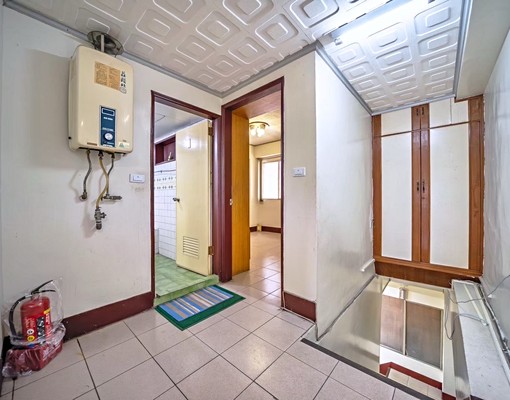 稀有一中街1+2樓住店合一便宜出租誠可談!一席難求快來電 - Image 8