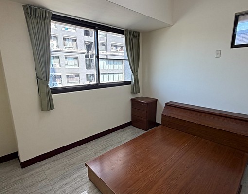 💰加薪$東區旱溪旁三房平車$近車站一中商圈$旱溪夜市 - Image 7