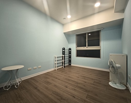 🏡東方文華美三房附車位知名建商高品質宅家具電全配 - Image 5