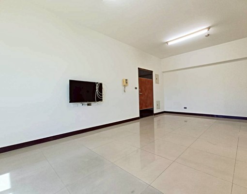 楠梓土庫商圈質感三房附車位 - Image 2