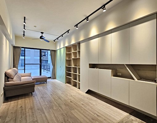 【宇您分享】附充電樁｜竹北縣三文鼎為美兩房平車｜20坪大露台 - Image 3