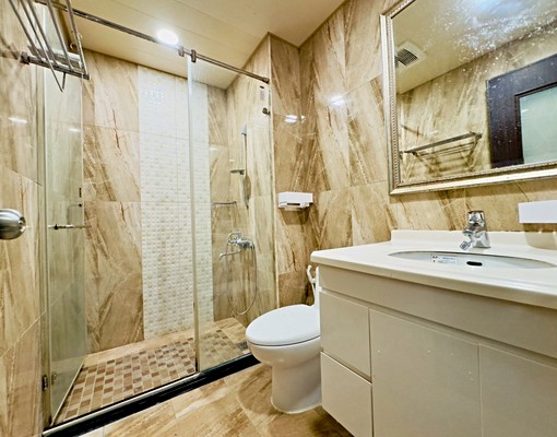 可租補左營三鐵共構｜郡都巴洛克｜兩房平車 - Image 11