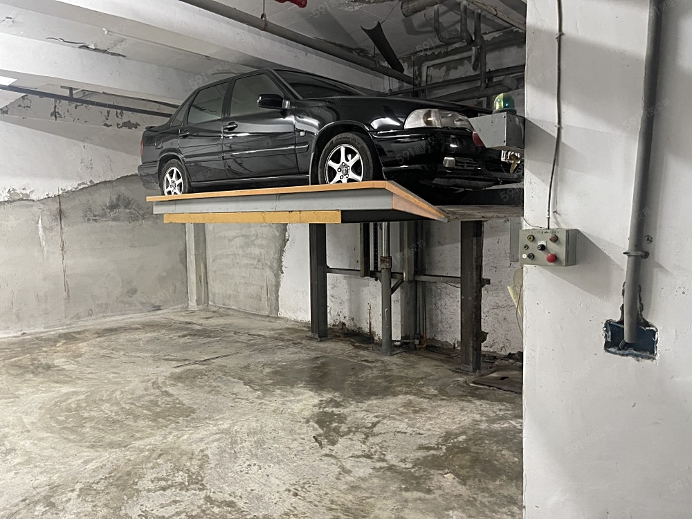 停車位位於升降機上下出入口第一個位置