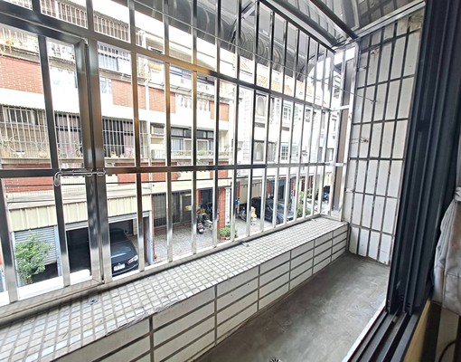 秒殺🌹近捷運站✨獨洗曬✨室內大空間✨超級乾淨✨騎樓機車位 - Image 11