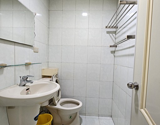 捷運板橋站出租套房~步行一分鐘!鄰文化路一段.新板特區 - Image 6