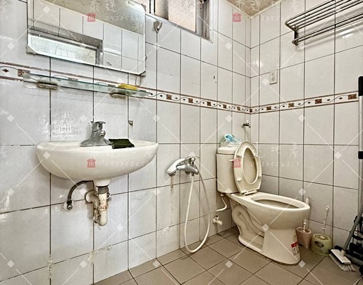 TD💫西屯✨重新裝潢✨逢甲商圈✨完善機能✨一卡🧳直接入住 - Image 8