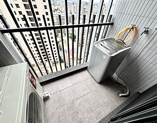 溫馨奢華🔥傢俱可談全配✅市場低價✨稀有南屯市中心💯 - Image 12