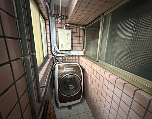 含車位兩房兩廳一橋之隔台北市 - Image 15