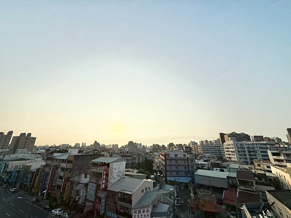 🔥可租補可貓★最強一中商圈★景觀電梯超大套房🔥 - Image 1