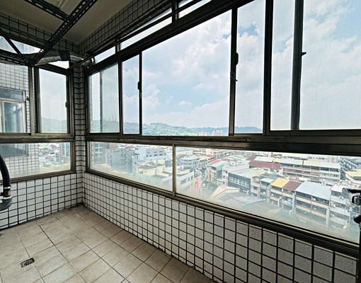 🔥可租補~大里x霧峰★景觀大三房+車位★室內28坪🔥 - Image 10