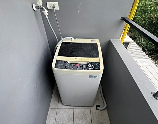 中壢觀光夜市、可補助獨立陽台大套房 - Image 9