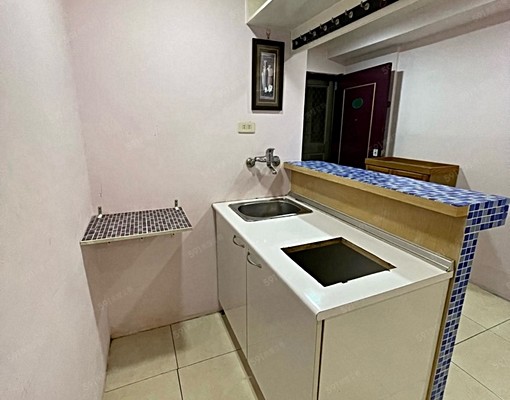 宏總加州#屋主自租#中國醫旁溫馨套房.1房1廳附小廚房 - Image 7