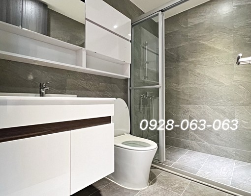 三重捷運~遠眺採光景觀高樓2房 - Image 10