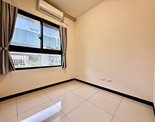 王室🥇超大玄關、露臺✨近74🉑租補🉑戶籍🉑貓 - Image 2