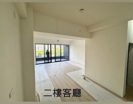 北屯南興四房電梯別墅✅可店住合一營登✅可寵✨北屯黃金地帶✨ - Image 5