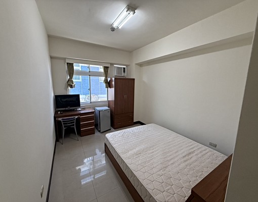 【小資首選】民享街近園區&清交大電梯大樓採光佳獨立套房出租 - Image 1