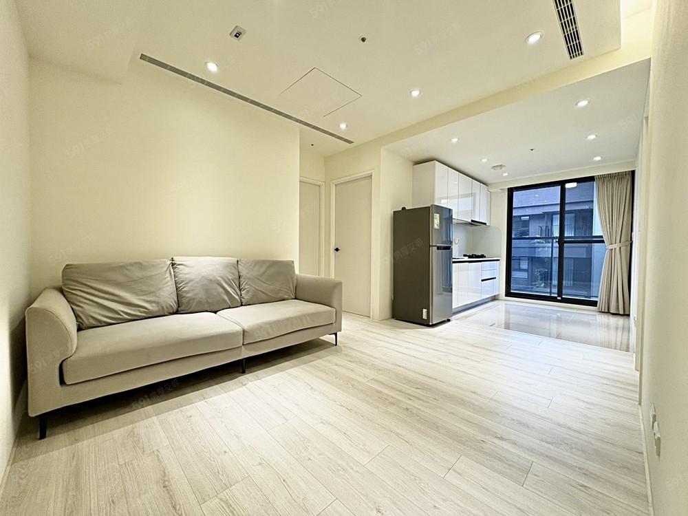 可貓兩房🍀可租補✨溫馨裝潢⭐高樓層⭐含平車 - Image 1