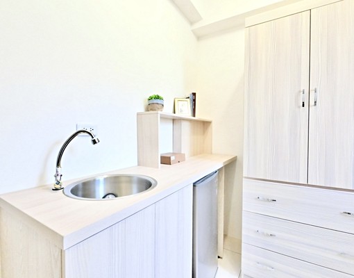 近中國醫✨小資電梯✨陽台獨洗曬✨流理台✨超新屋況✨採光佳 - Image 4