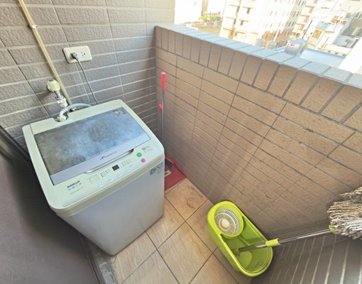 近草漯工業區/獨立陽台.洗衣機/電梯/機車位 - Image 6