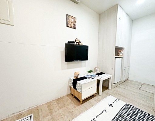 大墩/東興❇電梯❇精品商務旅店設計❇大衛浴獨洗❇便宜租 - Image 8