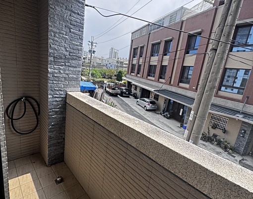 神岡整棟頂樓大露台戶✅租補✅雙平車位✅戶籍✅間間開窗 - Image 9