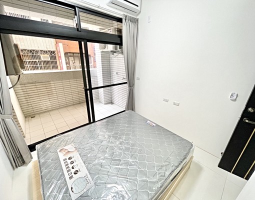 正一房一廳有電梯✨可租補✨台電計費😍大陽台獨洗機車位‼️ - Image 5